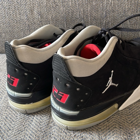 Air Jordan Big Fund Black Metallic Silver White Nubuck Leather Size: 12